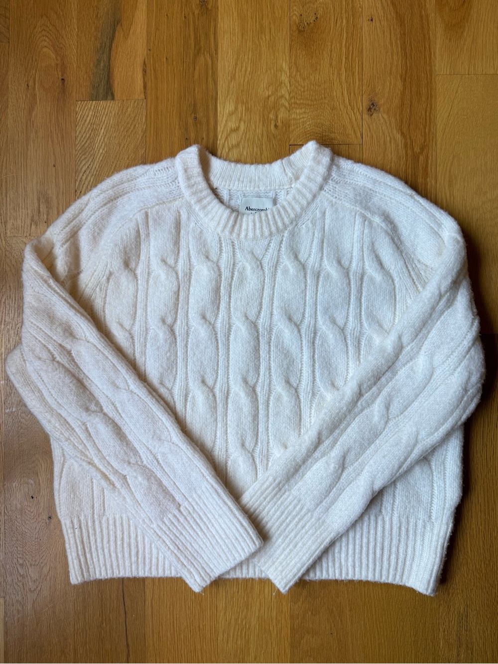 Abercrombie & Fitch Women’s Cable Crewneck Sweater Ivory Cream Size XS - Picture 1 of 4